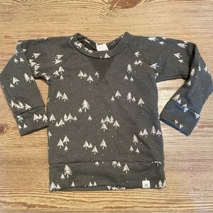 Lulu + Roo Christmas tree print sweatshirt